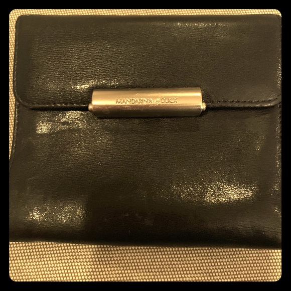 Mandarin a Duck black leather wallet - Picture 1 of 4